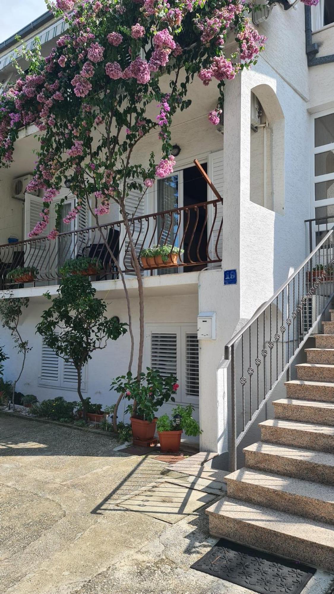 Apartmani Marivo Baška Voda Extérieur photo