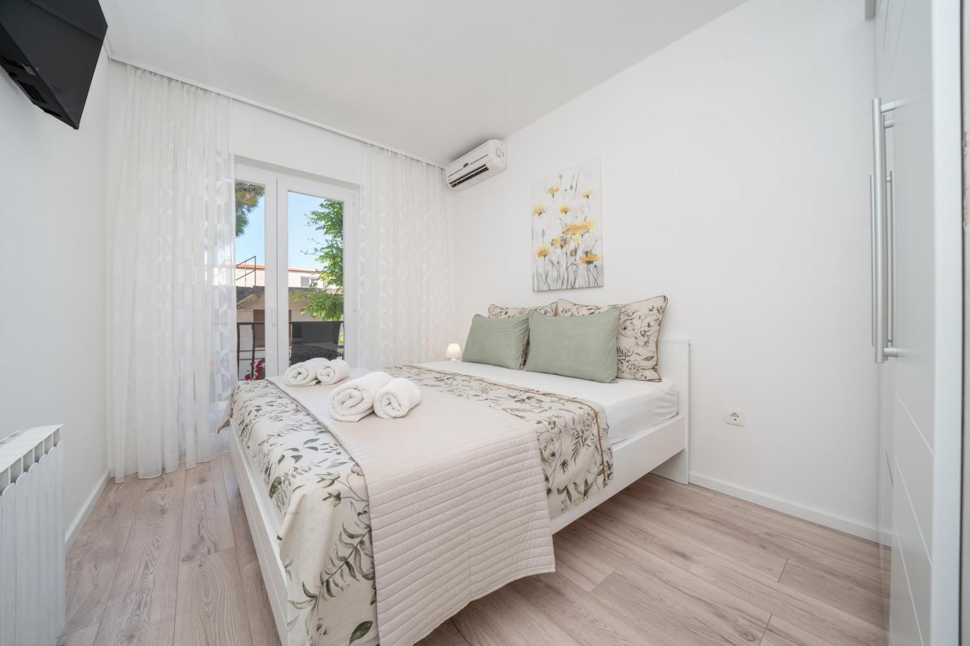 Apartmani Marivo Baška Voda Extérieur photo