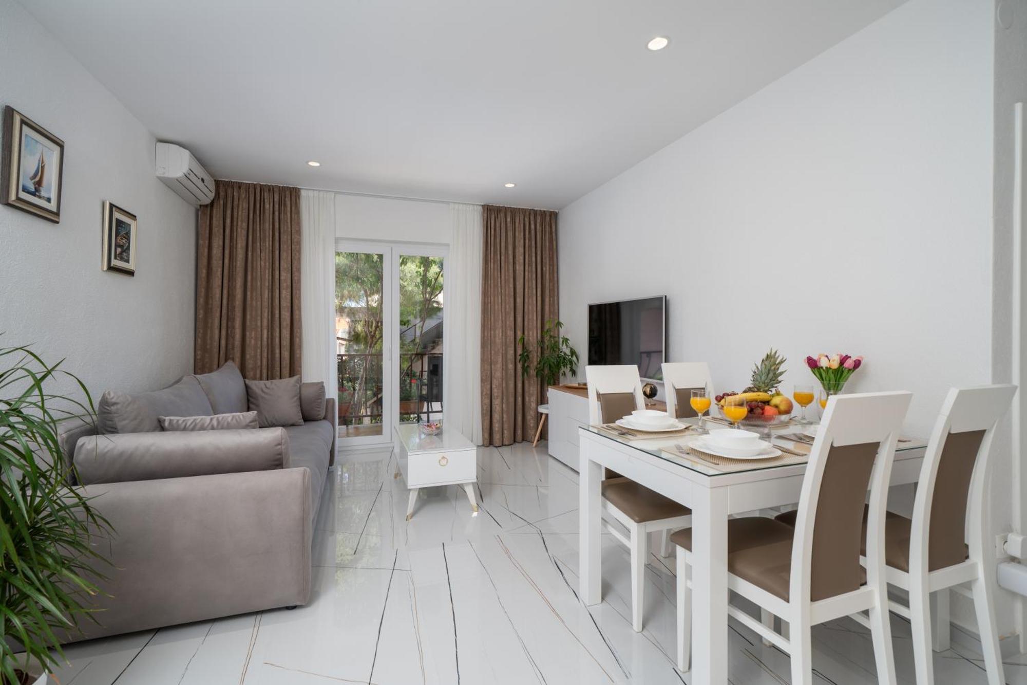 Apartmani Marivo Baška Voda Extérieur photo